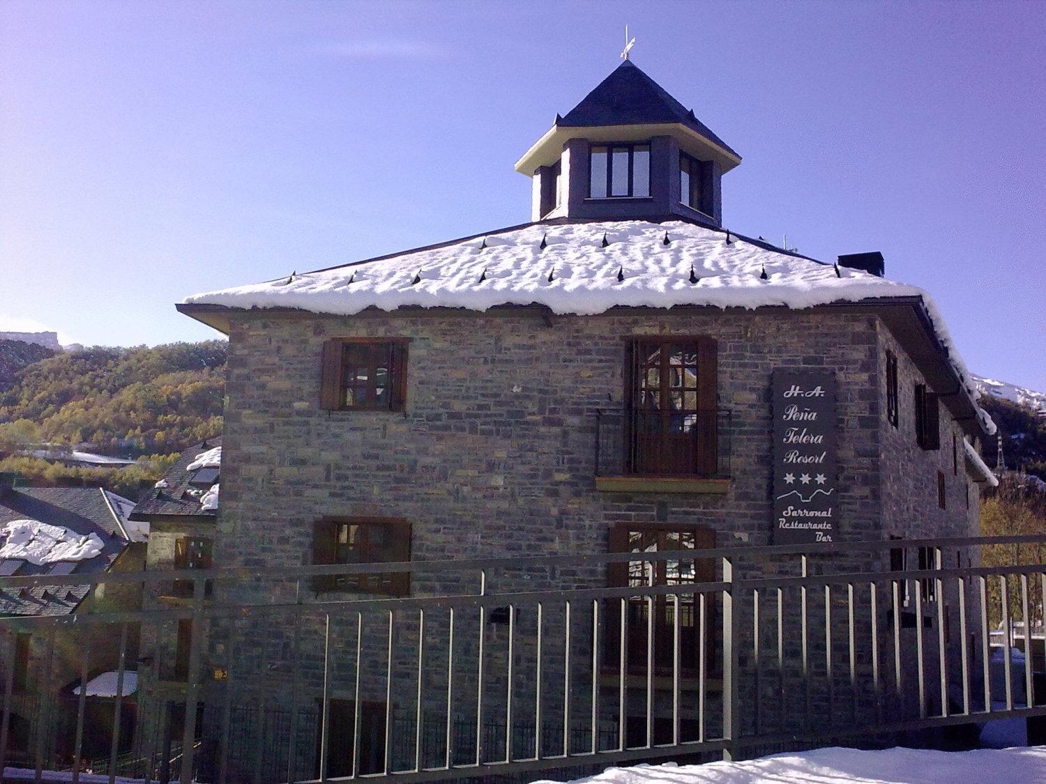 Aparthotel Pena Telera Resort El Pueyo de Jaca Εξωτερικό φωτογραφία